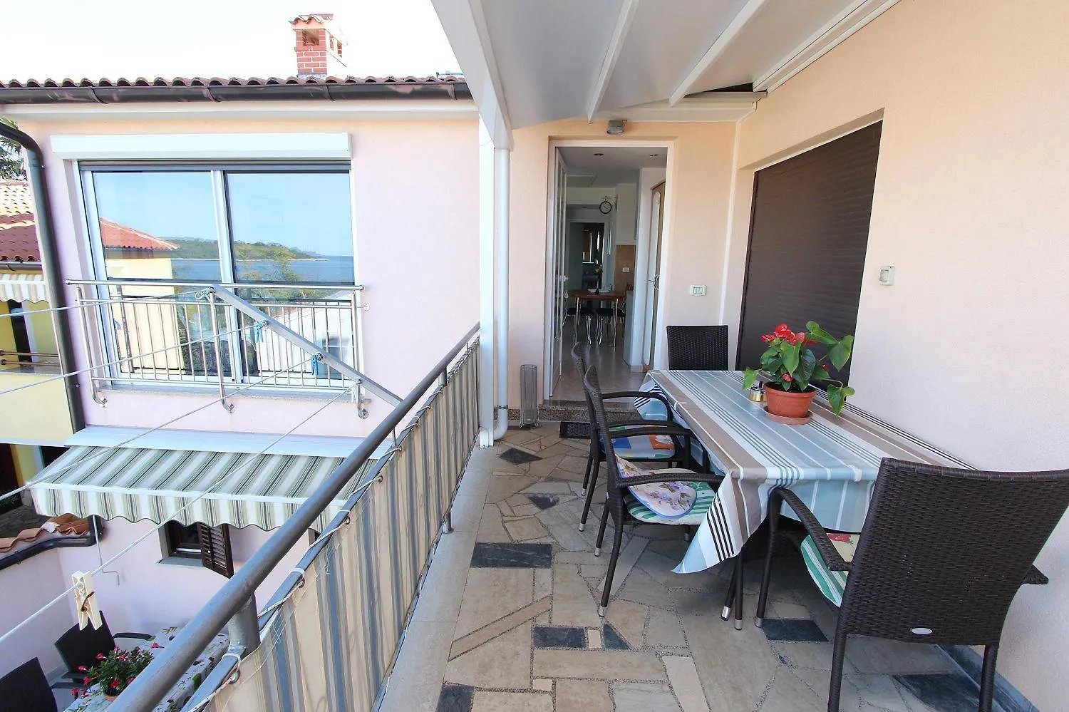 Malerisches Apartment Nur 400 Meter Zum Strand Mit Meerblick - Nur 10 Minuten Zum Zentrum Von Rovinj