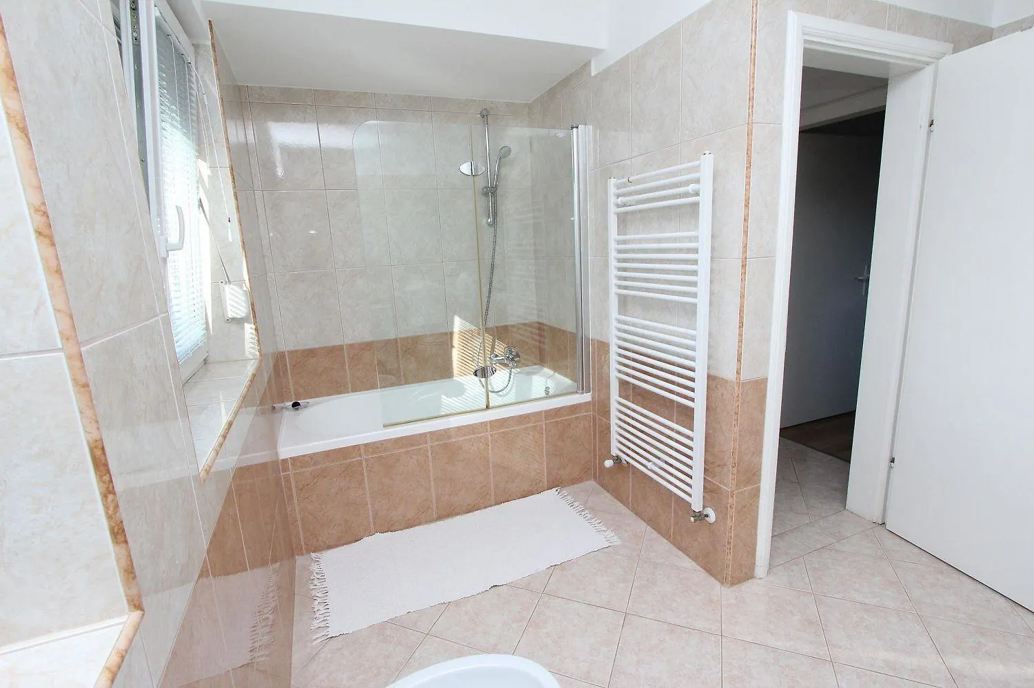 Malerisches Apartment Nur 400 Meter Zum Strand Mit Meerblick - Nur 10 Minuten Zum Zentrum Von Rovinj